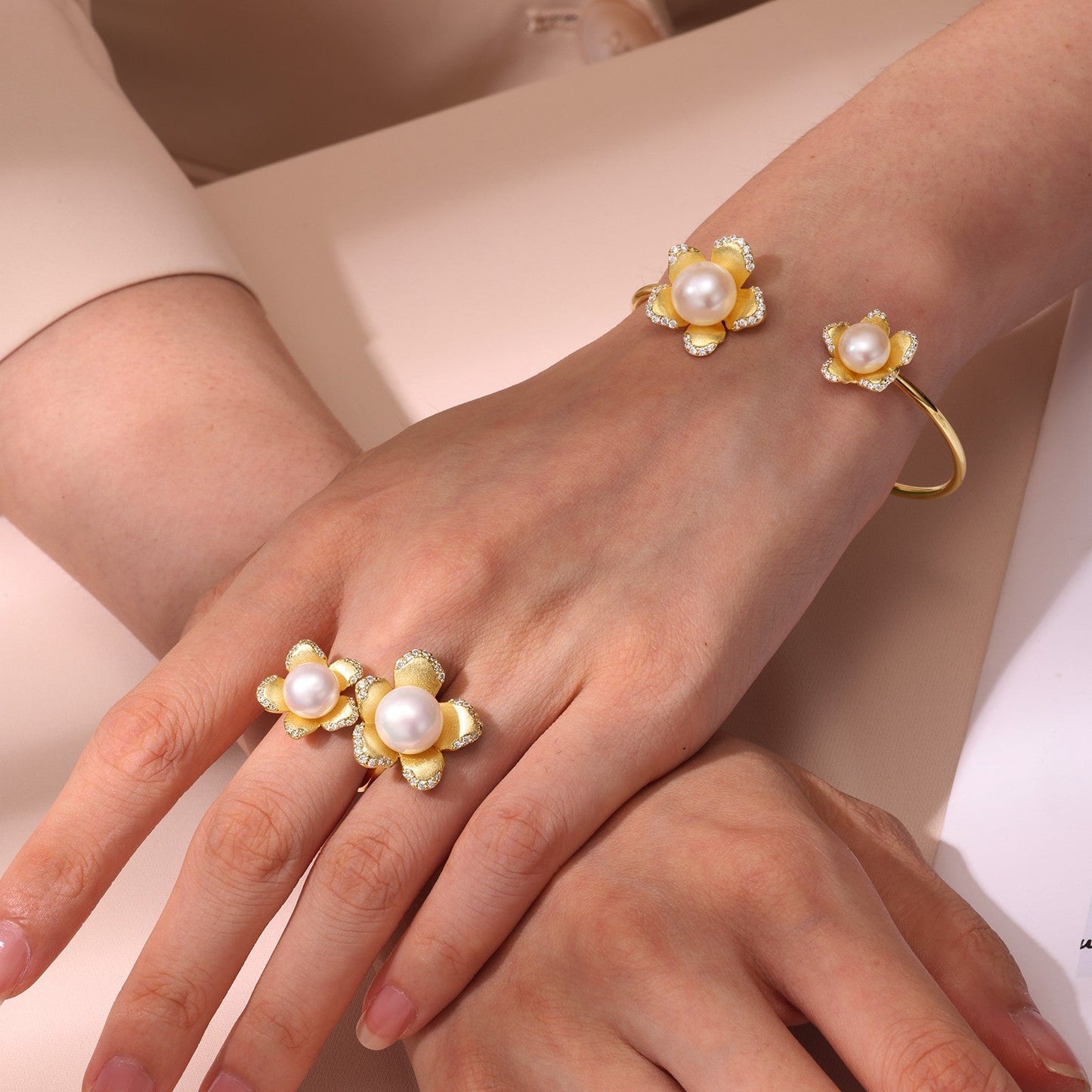 Cultured Freshwater Pearl Flower Open Ring