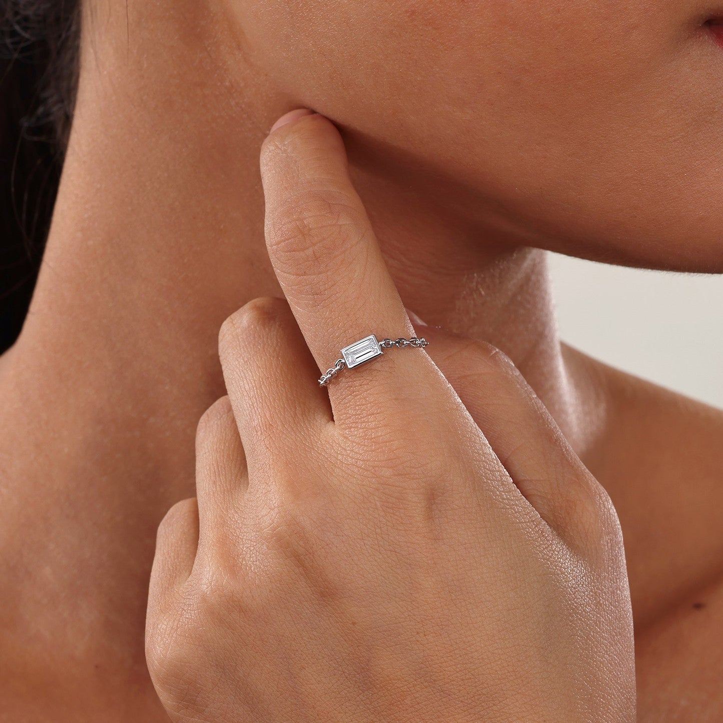 Emerald-Cut Bezel-Set Chain Ring