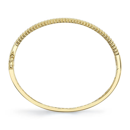 1.07CT 14K Y/G DIAMOND RIBBED BANGLE