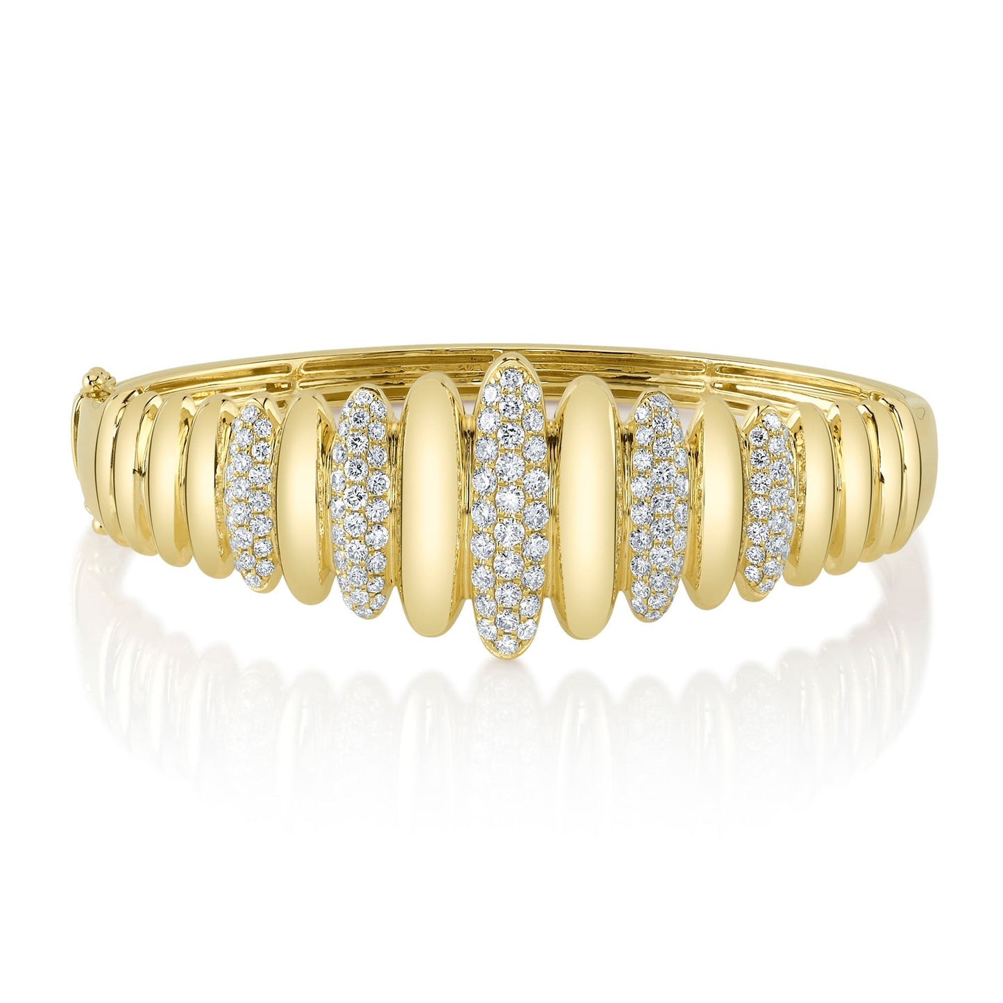 2.19CT 14K Y/G DIAMOND PAVE RIBBED BANGLE
