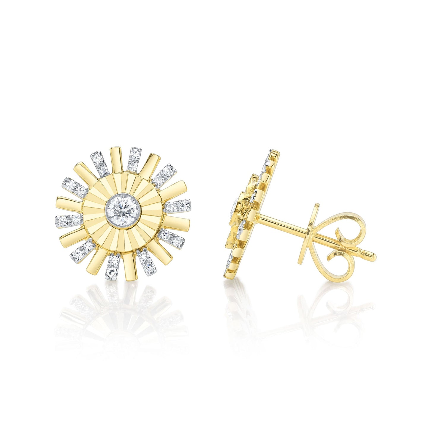 0.22CT 14K Y/G DIAMOND BEZEL RIBBED STUD EARRING