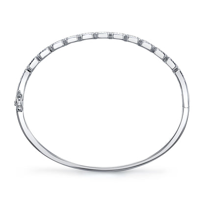 0.86CT 14K W/G DIAMOND BAGUETTE BANGLE