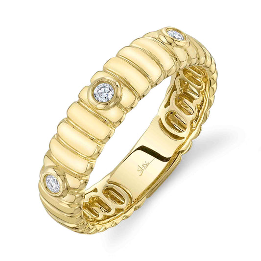 0.08CT 14K Y/G DIAMOND BEZEL RIBBED BAND SZ 6