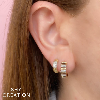 0.11CT DIAMOND HUGGIE EARRING