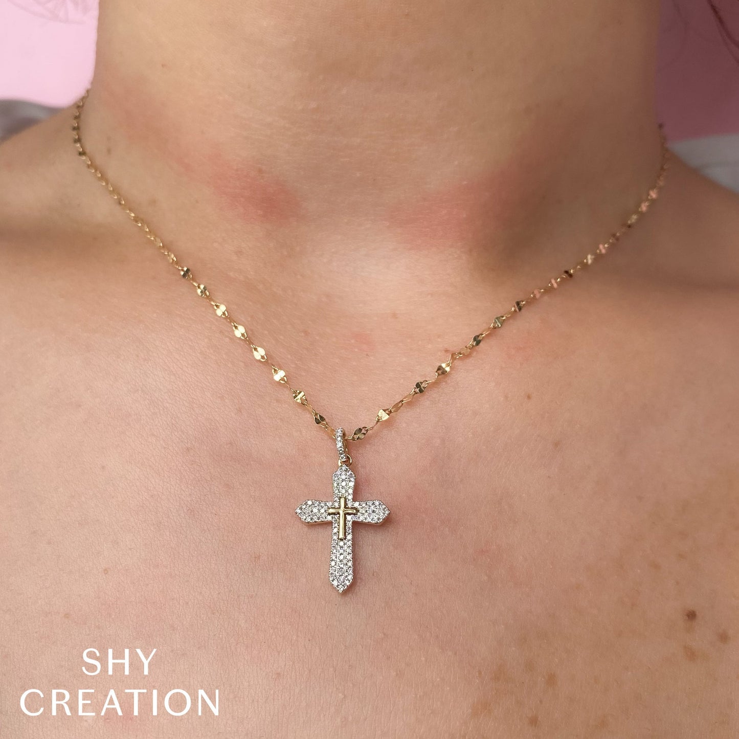0.17CT 14K Y/G DIAMOND PAVE CROSS SPARKLE CHAIN NECKLACE
