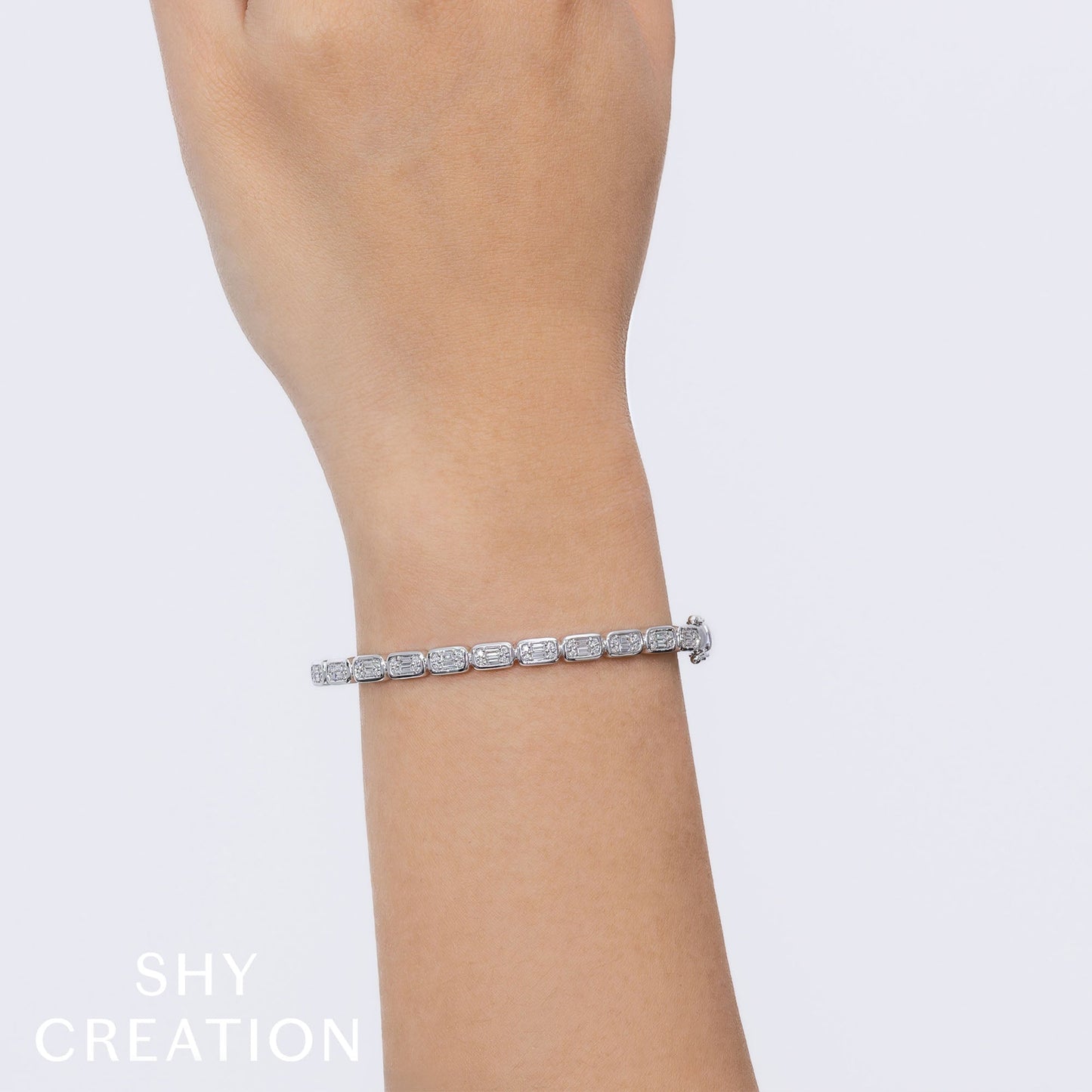 0.65CT 14K Y/G DIAMOND BAGUETTE BANGLE